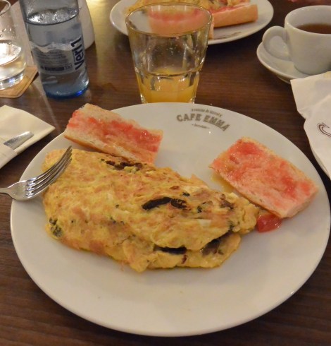 Onion, mushroom, and potato omelette at Café Emma, Barcelona.