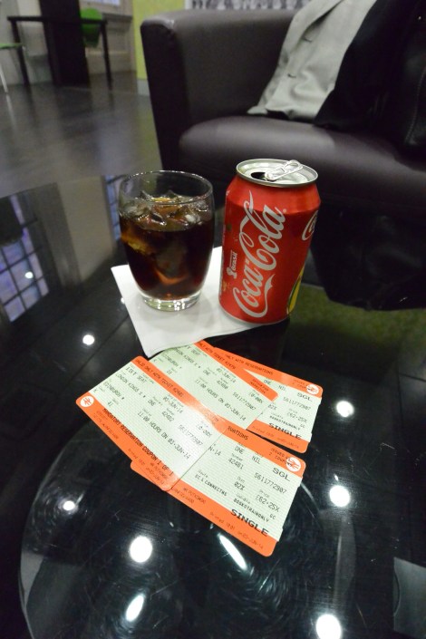 Tickets and seat reservation for East Coast Line train to Edinburgh, Scotland.