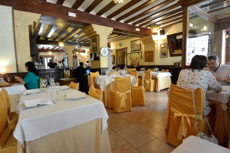Interior of Restaurante El Bernadino, Segogia, Spain.