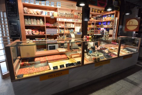 Mercado San Miguel, Madrid, Spain.