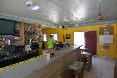 Bar at Beach Tennis Aruba.